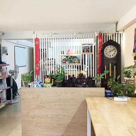 TrangTien Hostel Hanoi Buitenkant foto