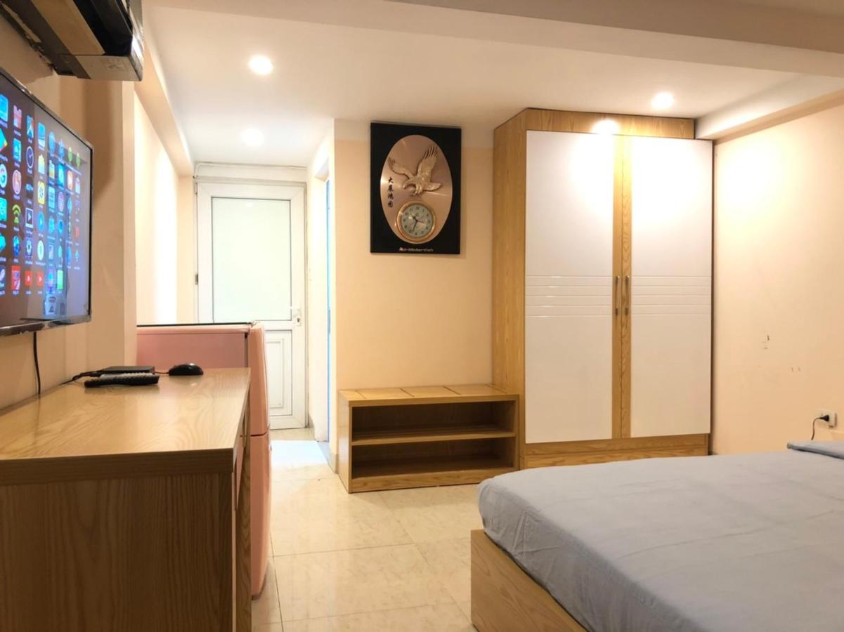 TrangTien Hostel Hanoi Buitenkant foto
